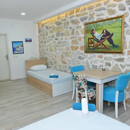 Guest house Ela Ela Prekodolce